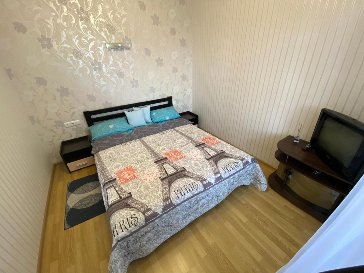 Podillia Modern Apartment ヴィーンヌィツャ エクステリア 写真