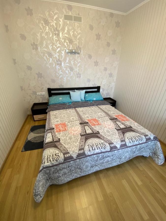 Podillia Modern Apartment ヴィーンヌィツャ エクステリア 写真