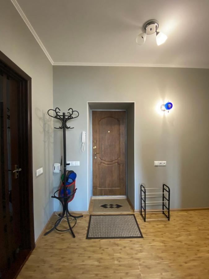 Podillia Modern Apartment ヴィーンヌィツャ エクステリア 写真