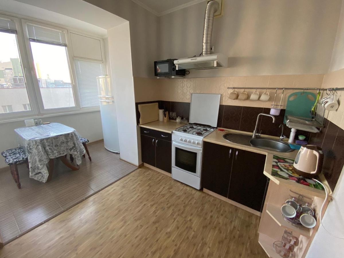 Podillia Modern Apartment ヴィーンヌィツャ エクステリア 写真